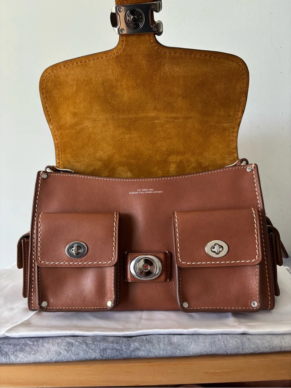 Coach Cargo Western Turnlock Tabby - Burnished Amber - Picture 7 of 13